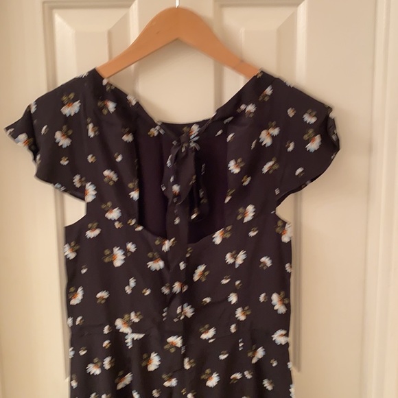 NEW LOFT Jumpsuit- Black Floral; Size 2 - Picture 2 of 5
